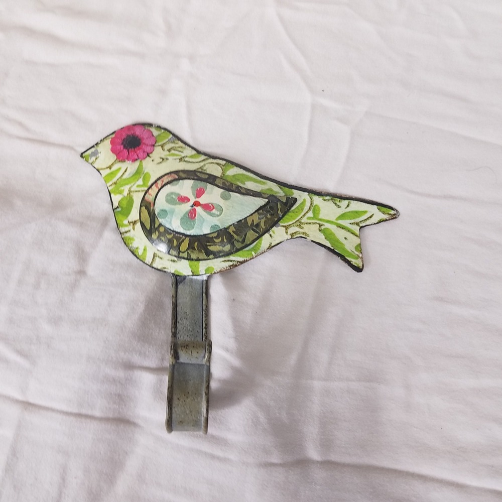 Kelly Rae Roberts Bird Wall Hook Green NWOT Distressed Metal Art folk art boho